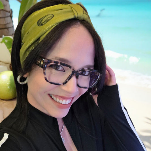 A Cute & Beautiful Elastic Hair Headband